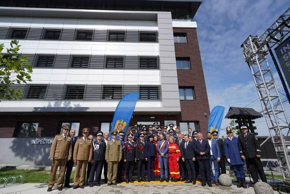 Noul sediu al ISU Botosani inaugurat de Ziua Pompierilor | imaginea 1