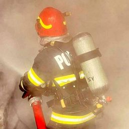 Noapte de cosmar Casa cuprinsa de flacari | imaginea 1