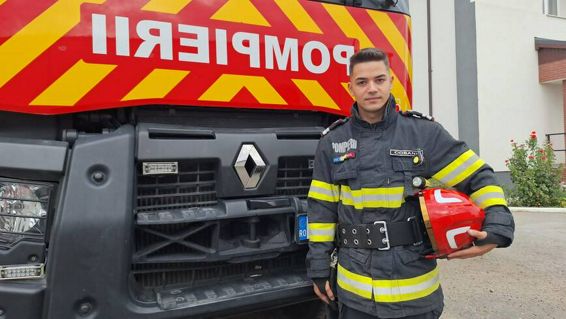 Portret de Pompier Respect Sg maj Adi Constantin Ciobanu | imaginea 1